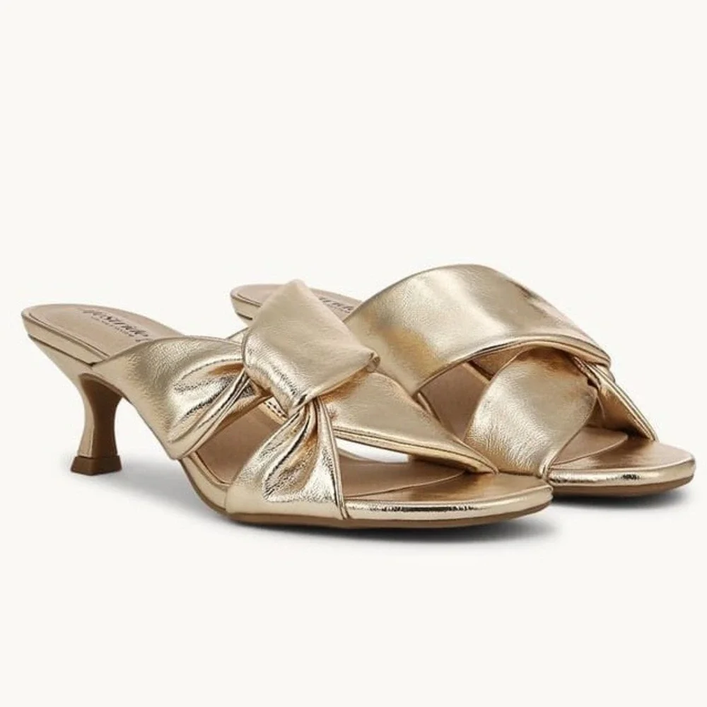 LifeStride Nori Platino Metallic Gold Kitten Heel Dress Sandal Womens Sz 6W Wide